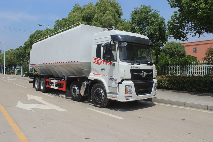 潤知星牌SCS5312ZSLDFV6型散裝飼料運(yùn)輸車